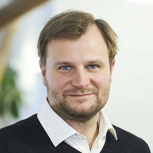 Dr. Fabian Sösemann Dr. Fabian Sösemann